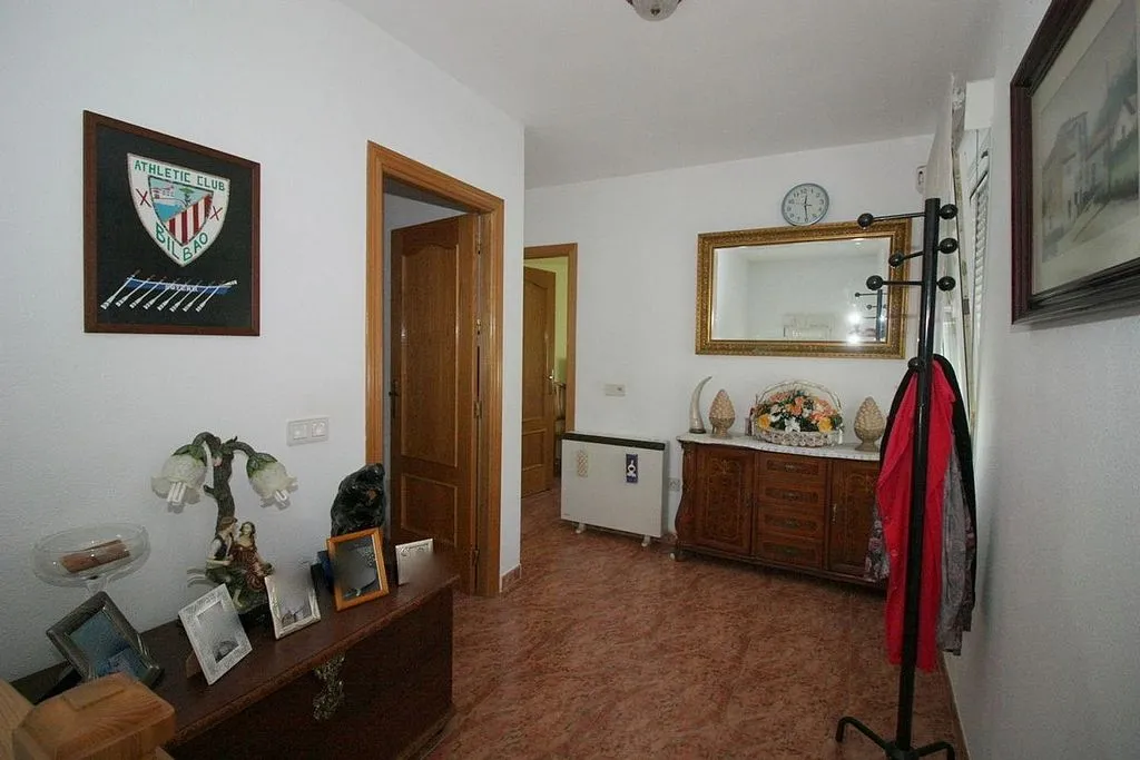 Esik - Chalet with Terrace in Mombeltrán