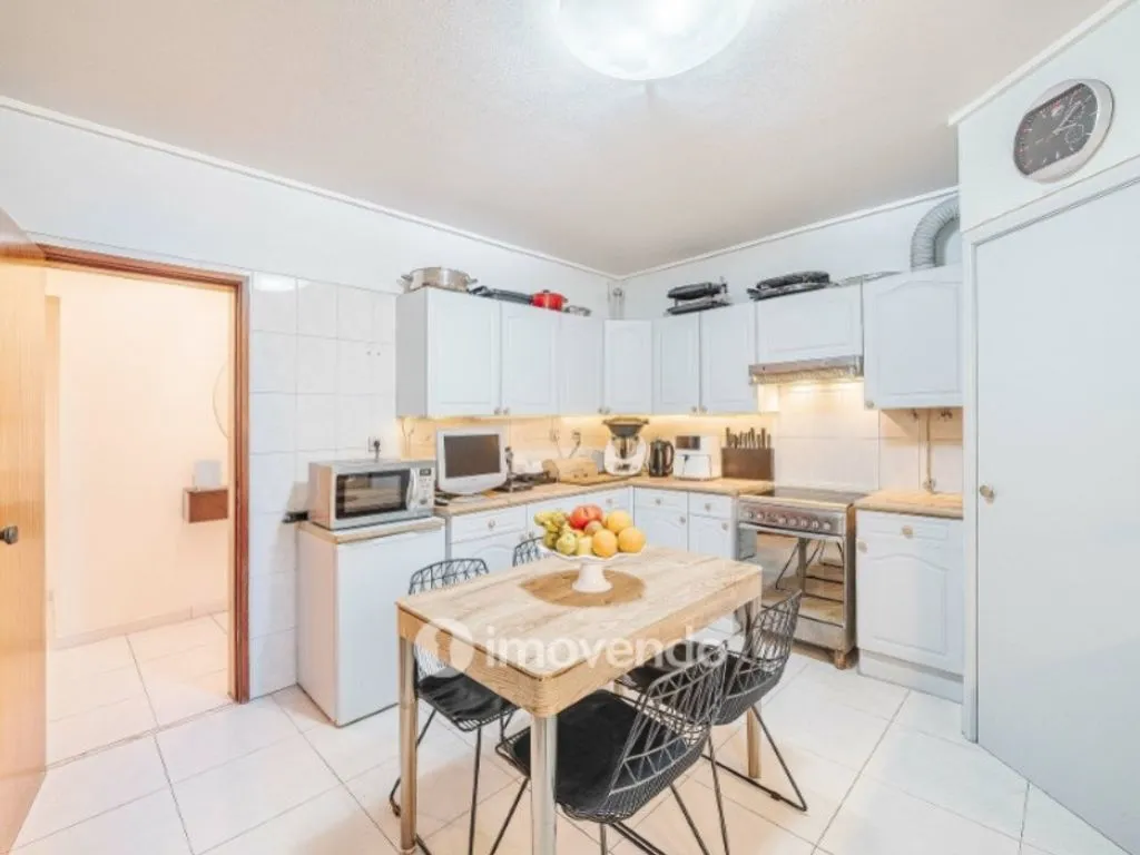 Cuisine - Luxury Flat with Fireplaces in Almada