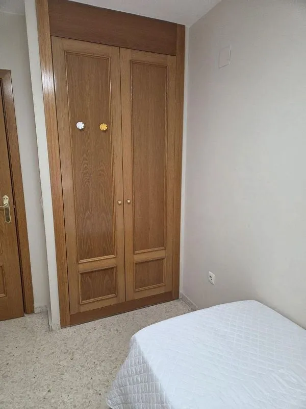 Bedrooms - Furnished Flat with Balcony in Beteró