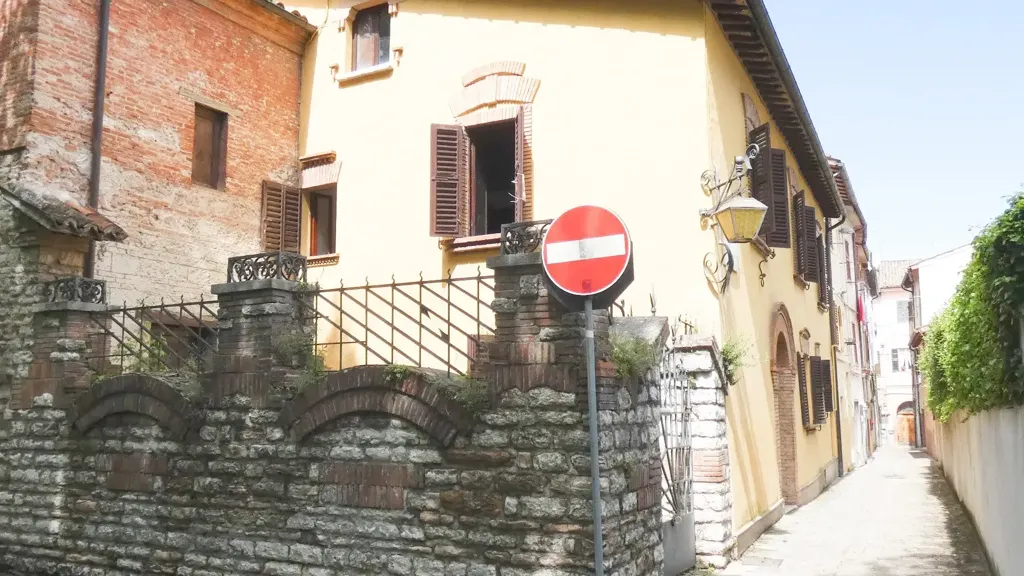 Extérieur - Characterful Townhouse with Garden Access in Fabriano