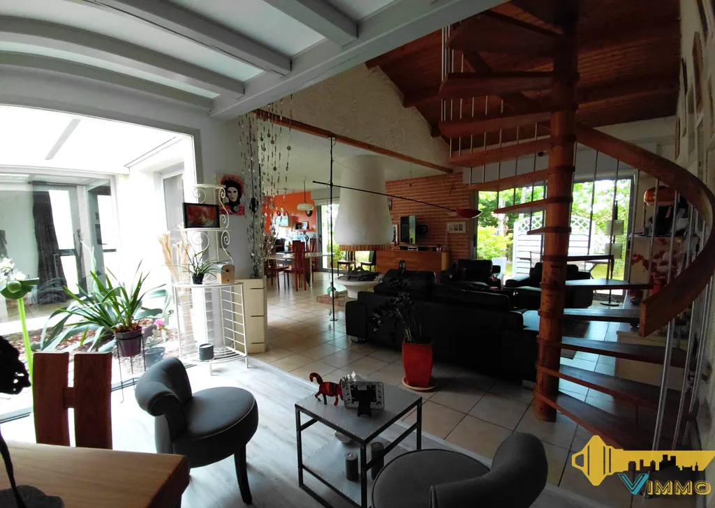 Séjour - Maison Contemporaine au Calme avec Jardin