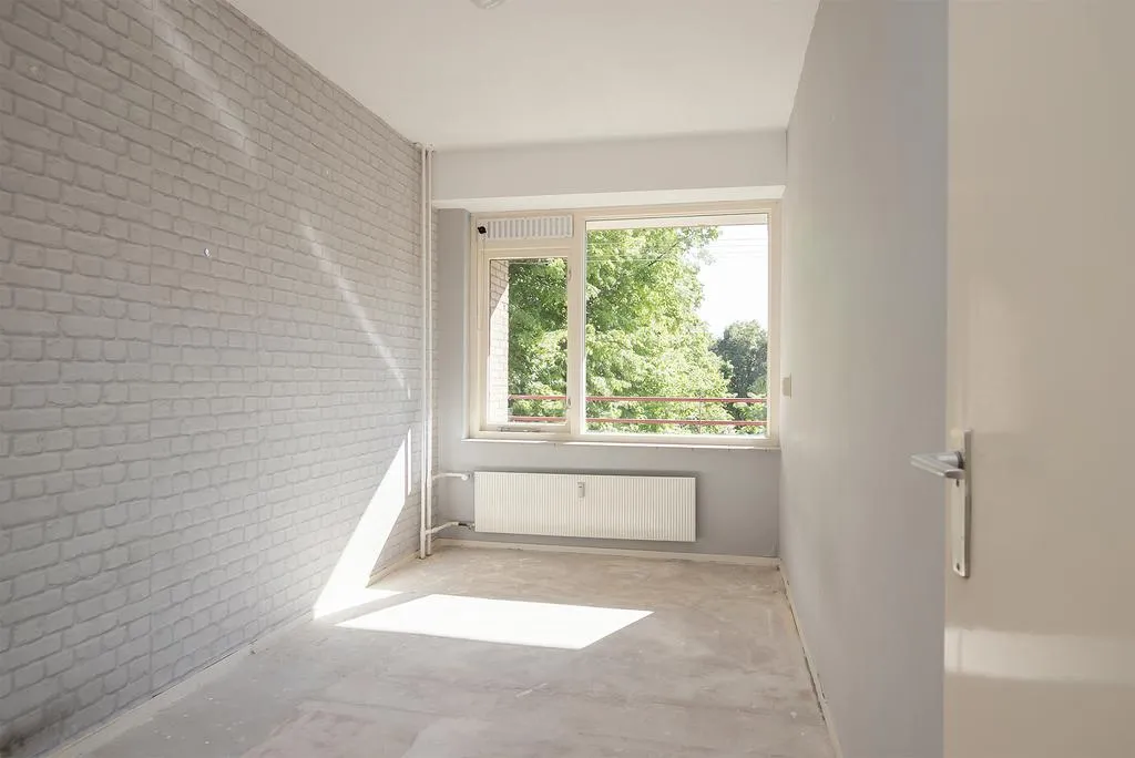 Toad - 4-Bedroom Apartment with Balcony in Delft