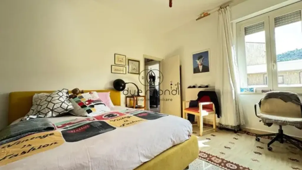 Magamistoad - Two-Bedroom Apartment with Terrace in Spoleto