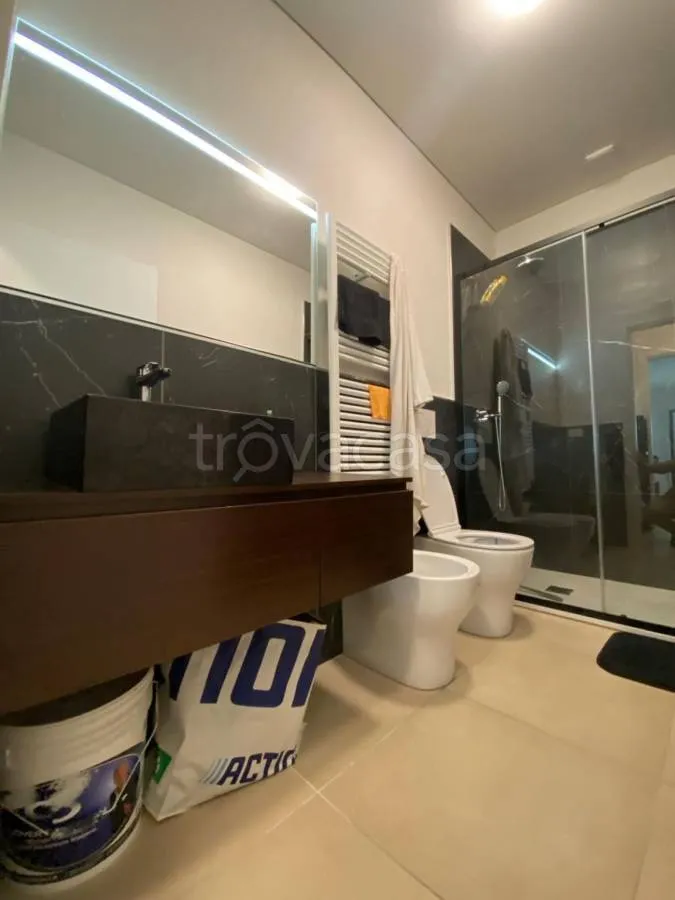 Salles de bain - Loft with Garden and Terrace in Turin