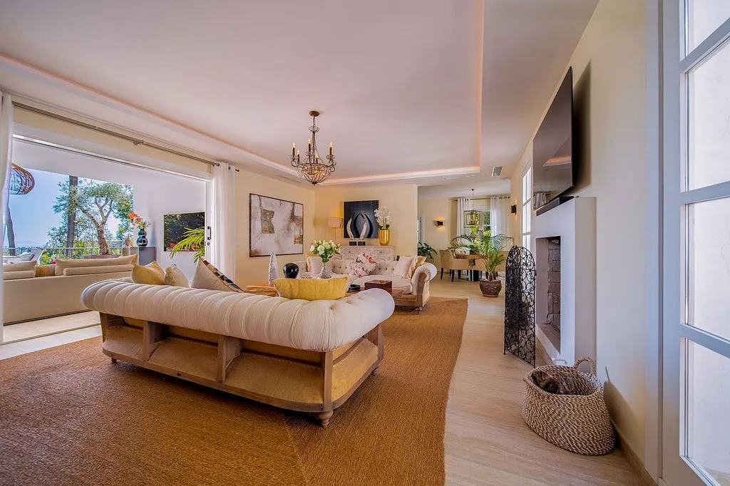 living_room