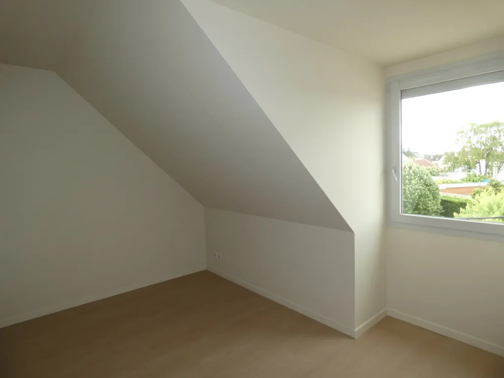 Pièces - Appartement Rénové 4 Pièces à Beaune