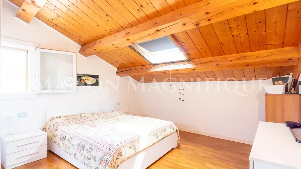 Magamistoad - Modernised Apartment with Monument View in Comacchio