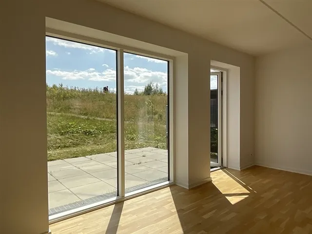 Pièces - Apartment with Private Terrace in Munkdrup