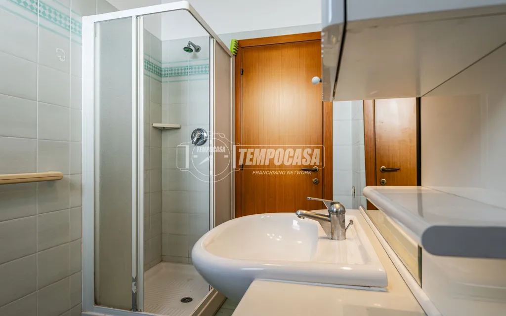 Salles de bain - Bright Trilocale with Terrace in Numana