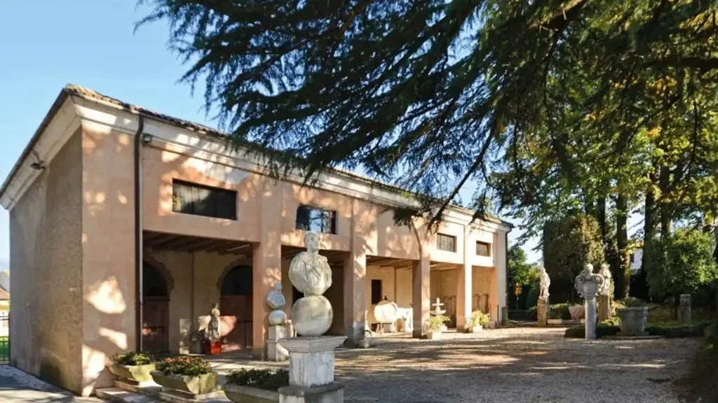 Extérieur - Villa with Garden in Onè, Montebelluna