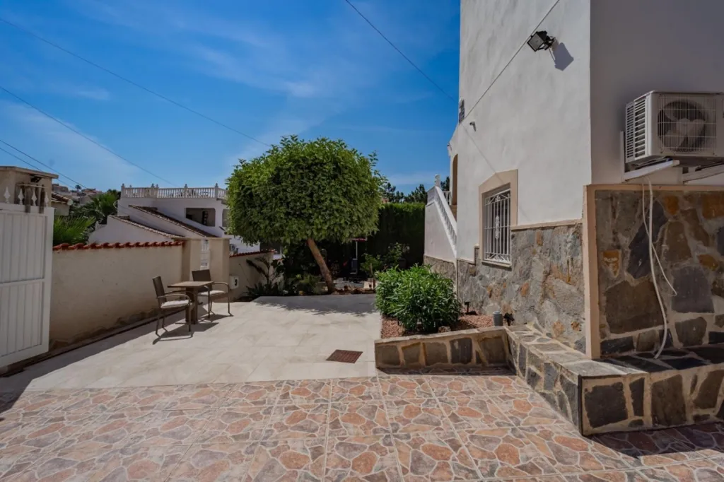 Terrass - Luxury Villa with Heated Pool in Ciudad Quesada
