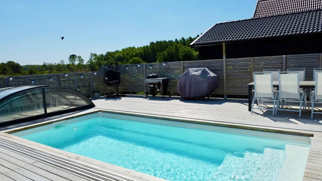Bassein - Modern Villa with Pool in Svedala