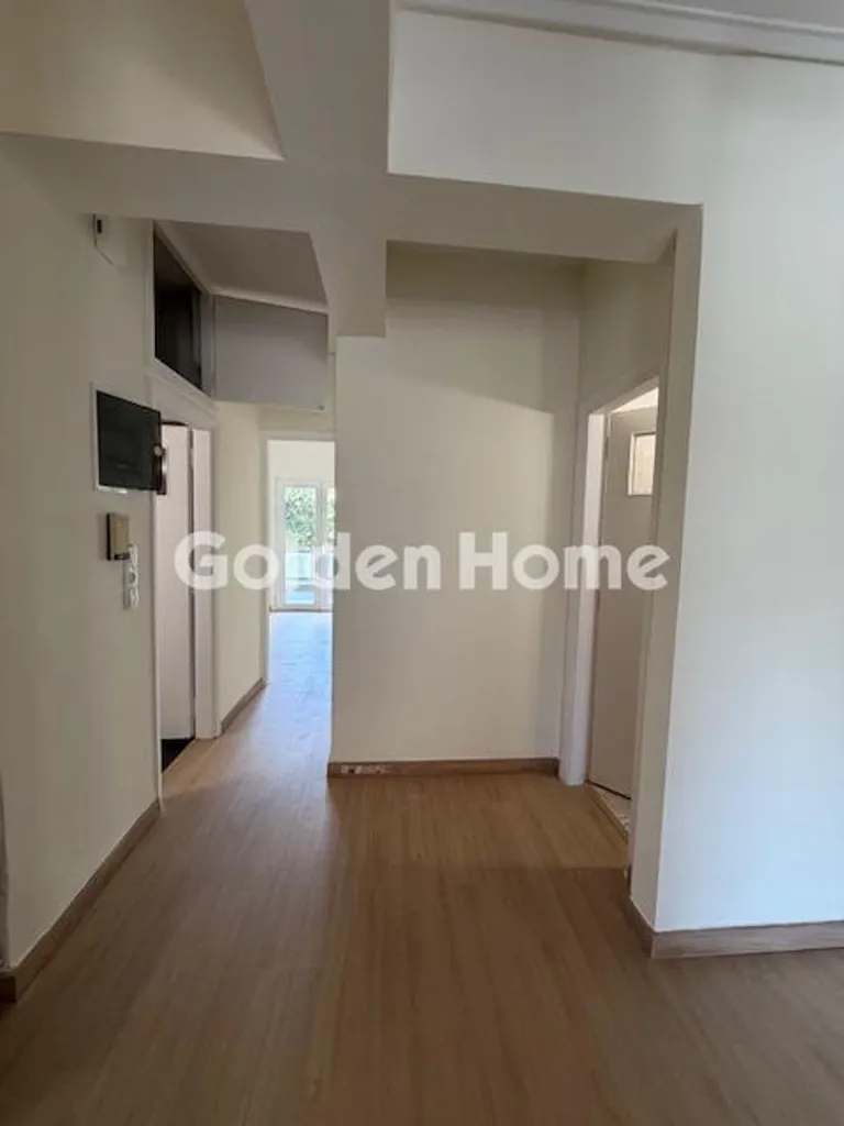 Ingresso - Renovated Apartment with Parking in Cholargos