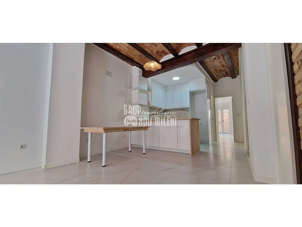 Cuisine - 1-Bedroom Flat with Balcony in El Botànic, Valencia