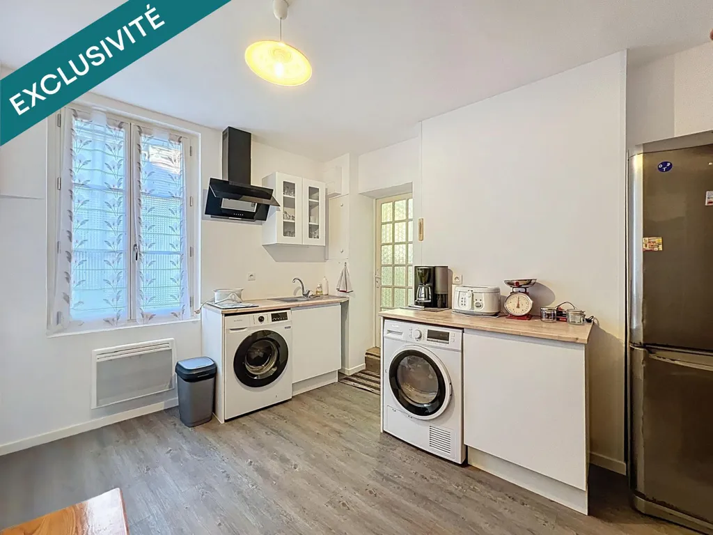 Cuisine - Maison de Ville Rénovée avec Jardin à Bléré