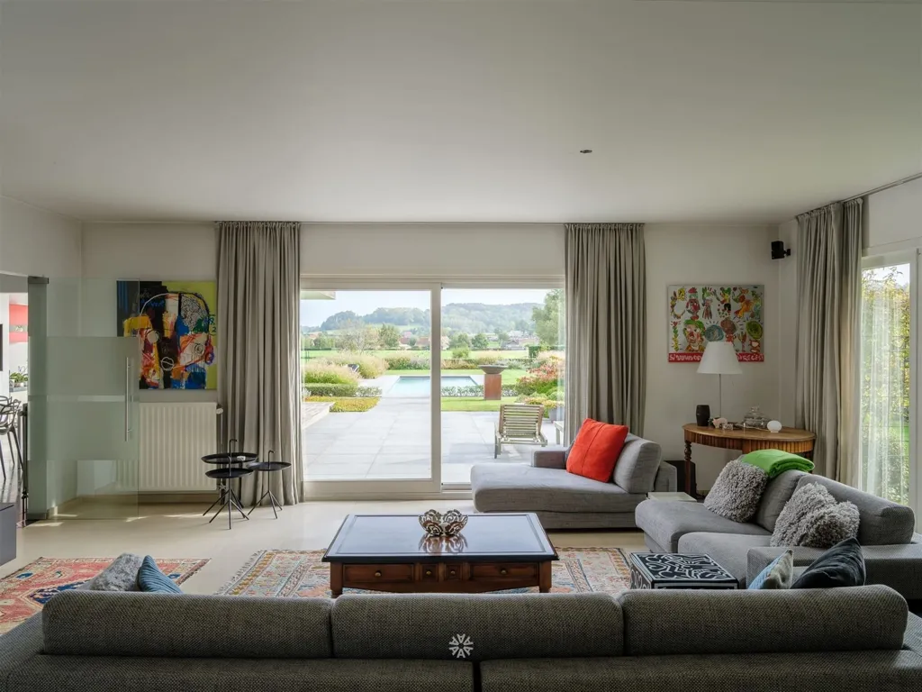 Séjour - Villa avec Vue Panoramique dans le Pays des Collines