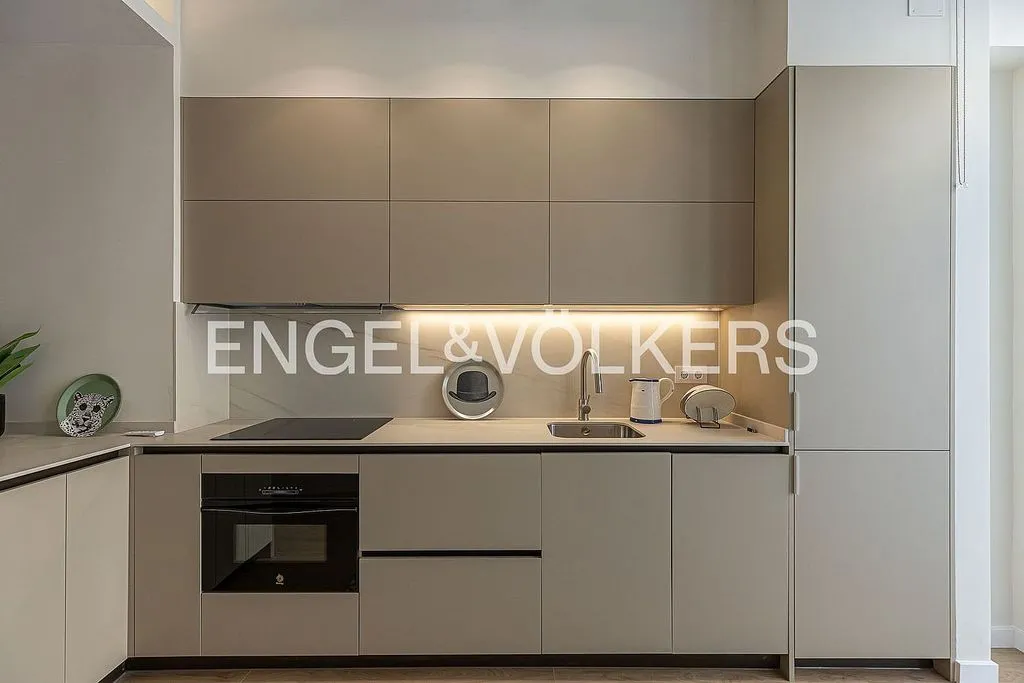 Cuisine - Contemporary Duplex with Balcony in Ciudad Jardín