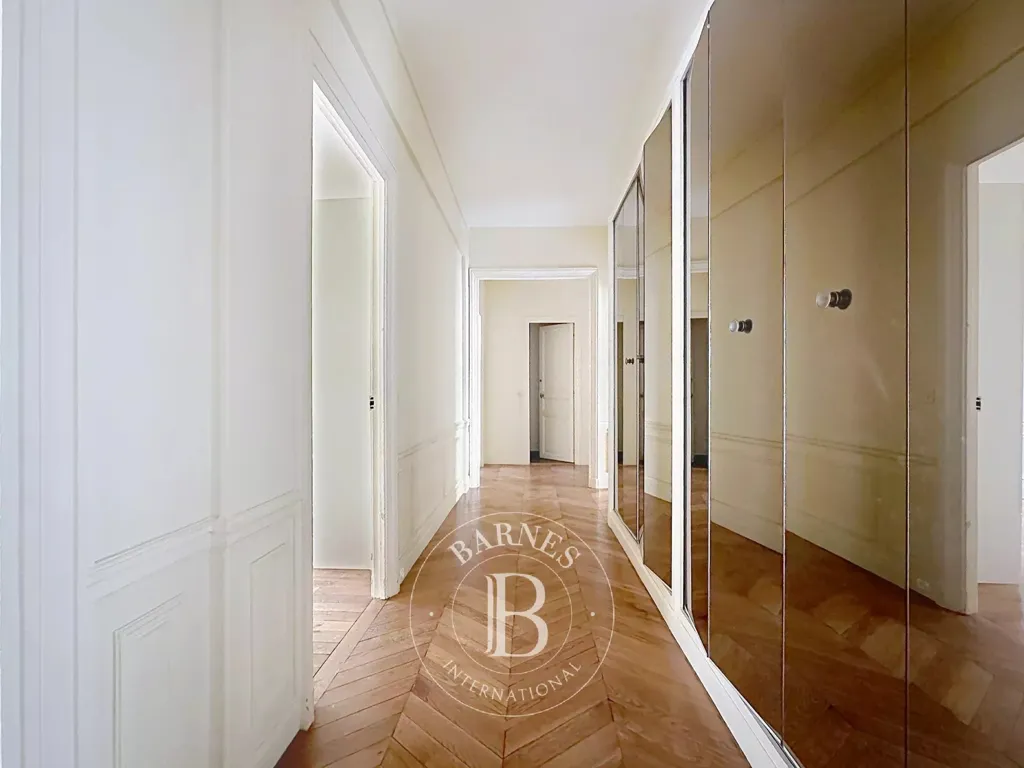 Entrée - Appartement Luxe avec Vue sur la Ville près de la Tour Eiffel