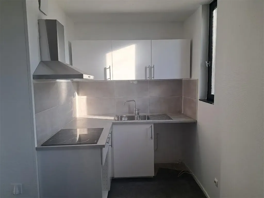 Kitchen - Duplex Apartment with Balcony in Seyssinet-Pariset