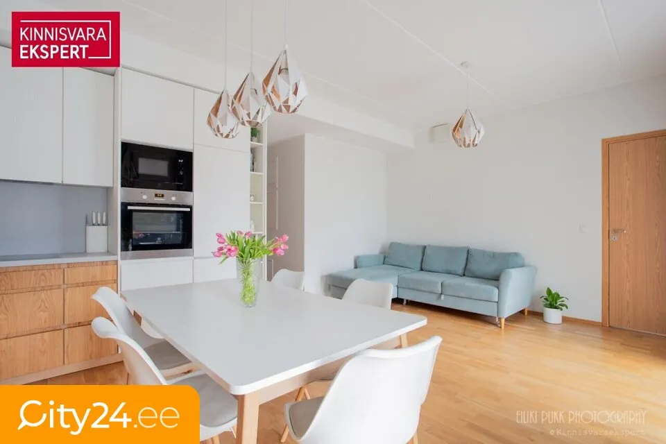 Söögituba - Apartment with Balcony in Pärnu
