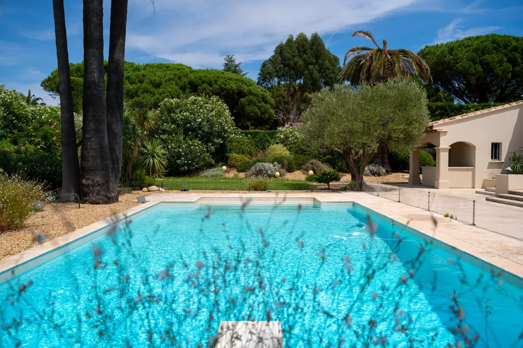 Bassein - Villa with Sea View in Saint-Tropez