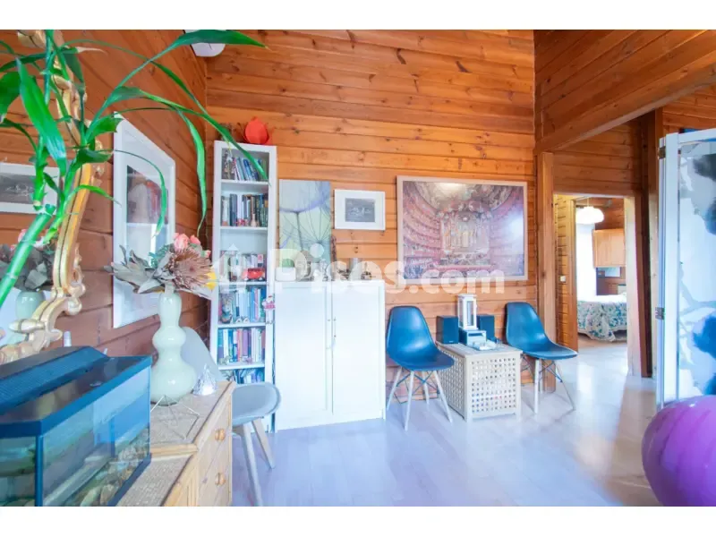 Elutuba - Chalet with Extensive Garden in Nuevo Bulevar