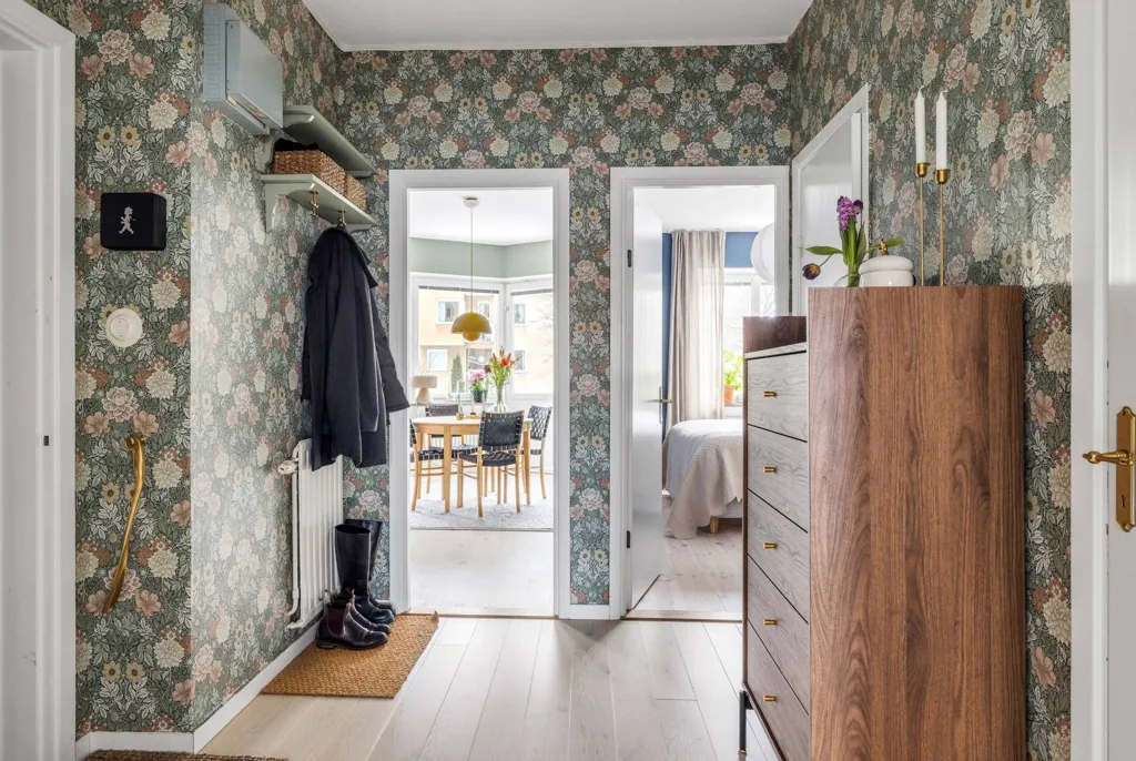 Hallway - Renovated Flat with Garden in Främre Luthagen