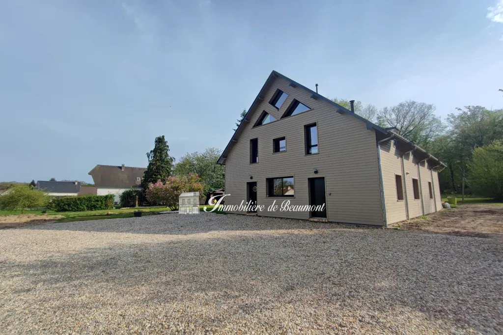 Esterno - Recent House with Woodland View in Barc