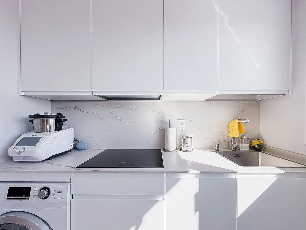 Pesuköök - Modernised 1-Bed Flat with Garage in La Paz