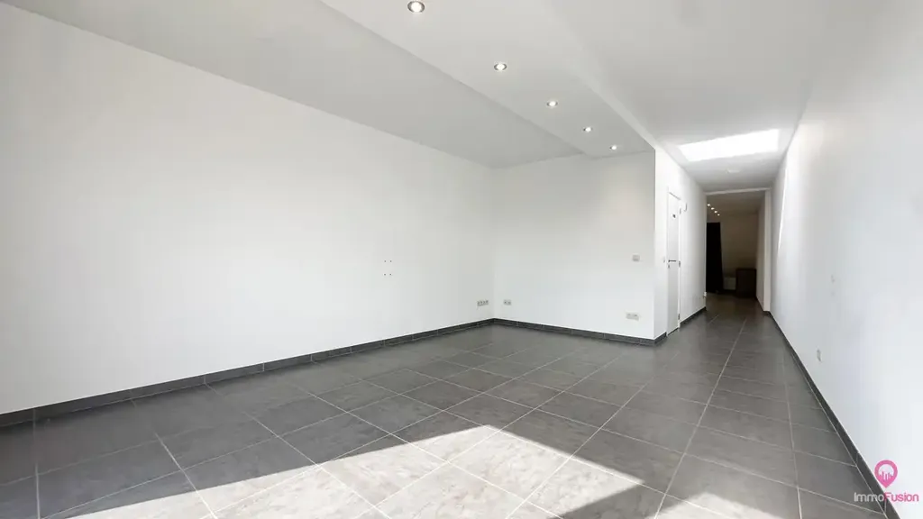 Hallway - Mixed-Use Property with Garden in Beringen Centre