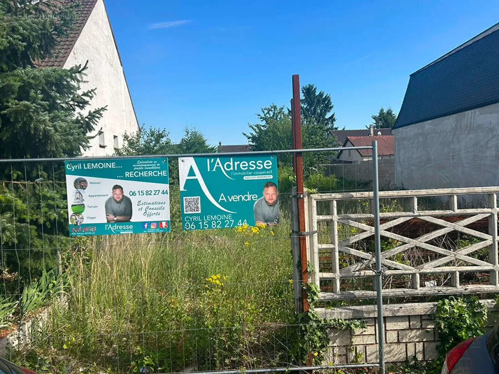 Aed - Buildable Plot in Cottages, Tremblay-en-France