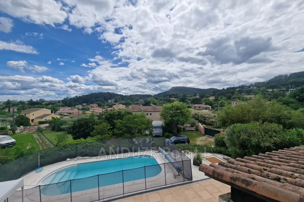 Piscine - Villa Luxueuse avec Piscine à Anduze