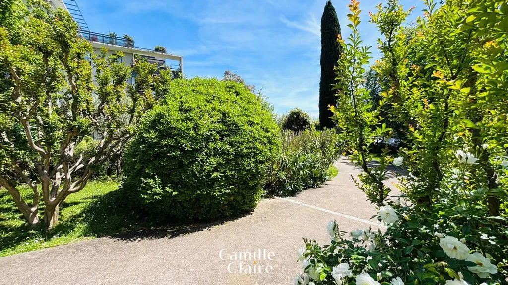 Jardin - Appartement Luxe en Dernier Étage avec Vue à Aix-en-Provence