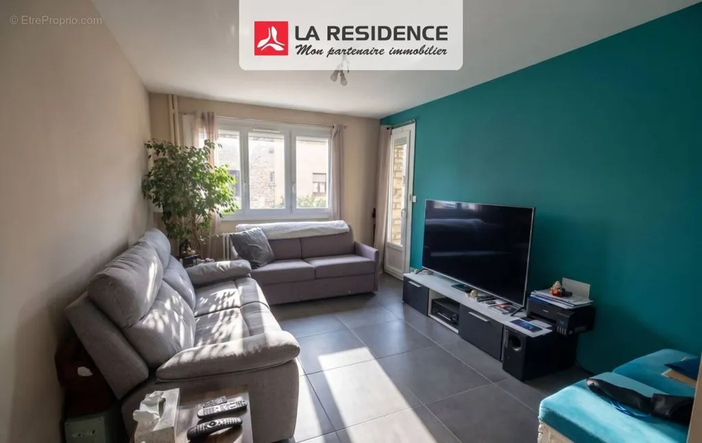 Elutuba - Renovated Flat with Balcony in Valence