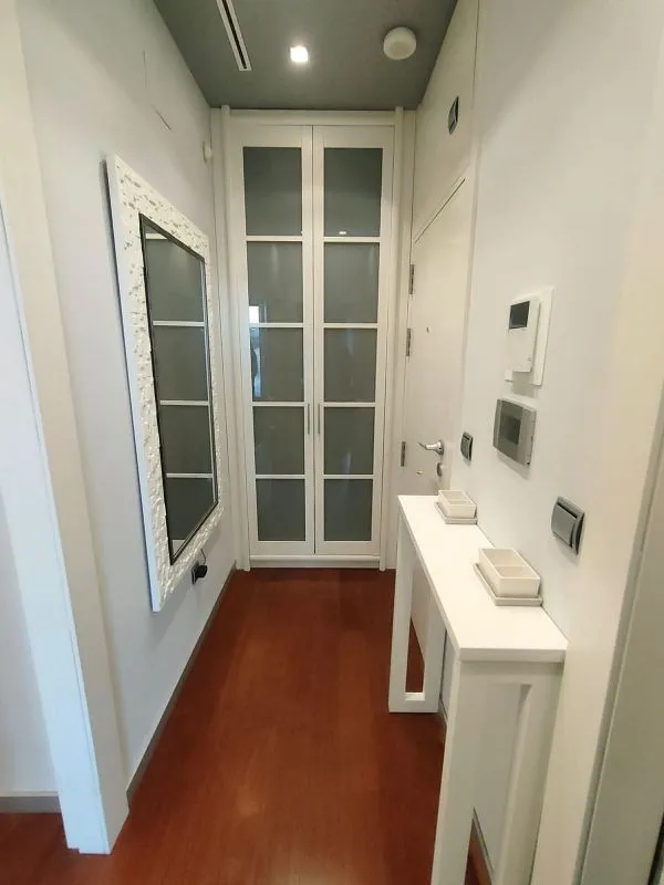 Entrée - 1-Bed Apartment with Balcony in Abando