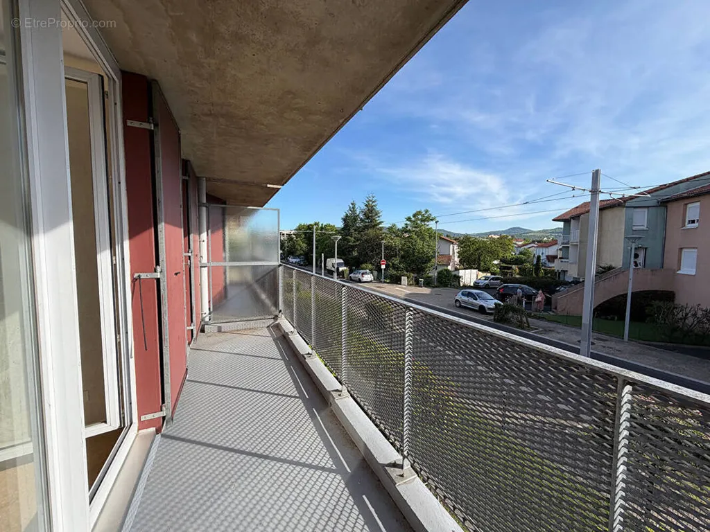 Balcone - Apartment with Balcony in Cézeaux, Clermont-Ferrand