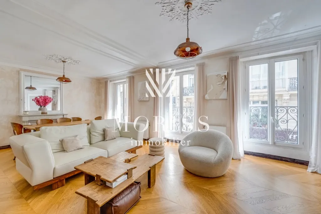 Soggiorno - Characterful Apartment in Condorcet/Martyrs