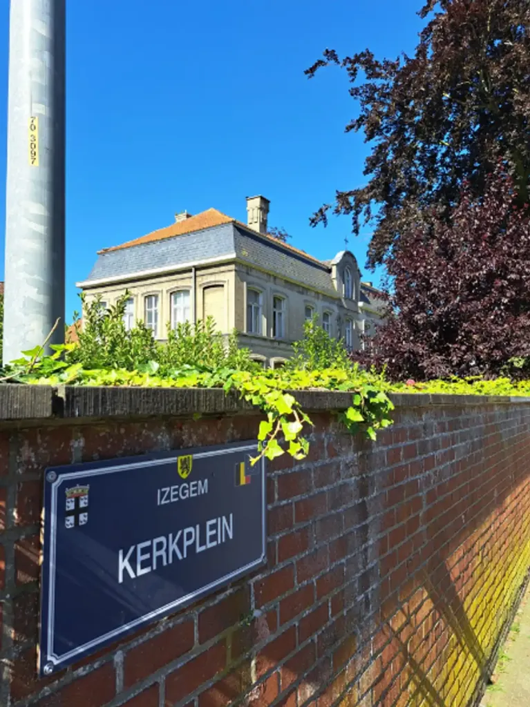 Esterno - Historic Pastorate with Potential in Town Centre