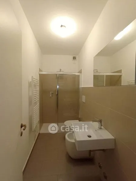 Salles de bain - Large Apartment with 5 Bedrooms in Fano