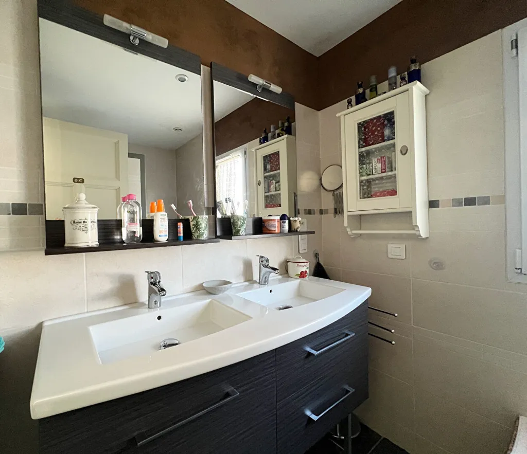 Salles de bain - Maison 4 Pièces avec Jardin Sud à La Teste-de-Buch