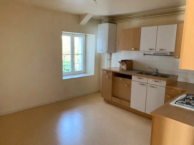 Köök - Flat with Parking near Aurillac Centre