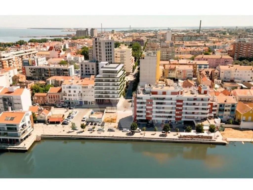 Õhuvaade - Luxury Flat with River View in Barreiro