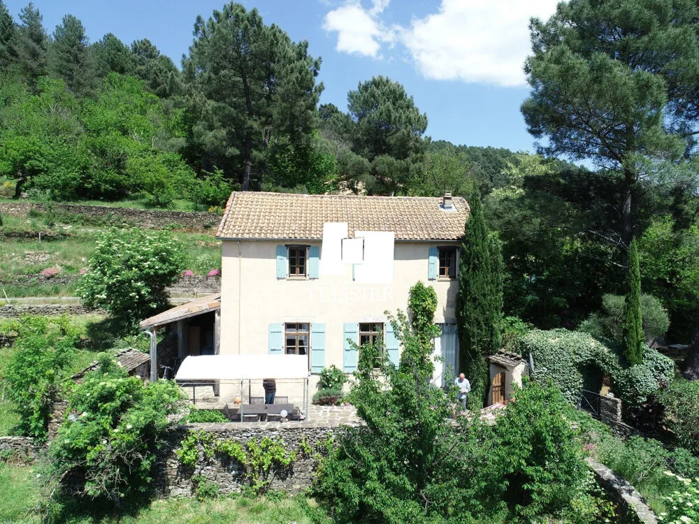 Vue aérienne - Maison avec Vue sur Vallée en Ardèche Sud