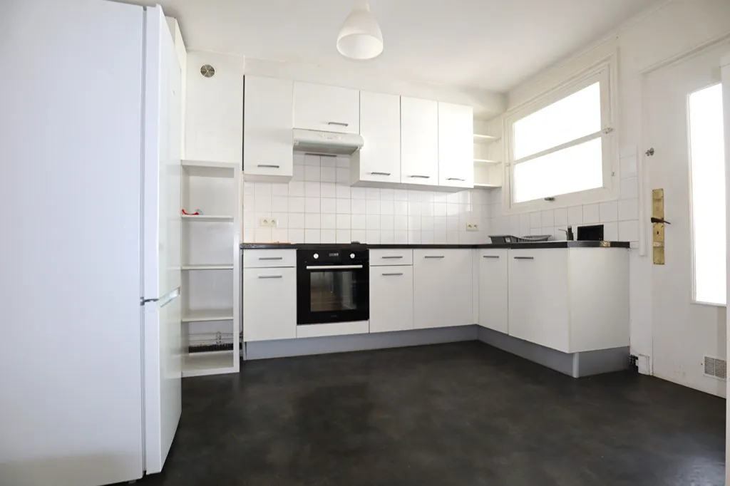 Köök - Apartment with Balcony in Brest