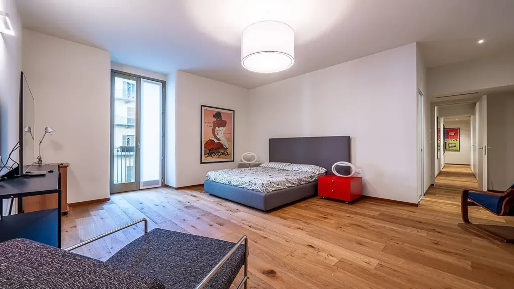 Chambres - Restored Apartment with Triple Exposure in Turin