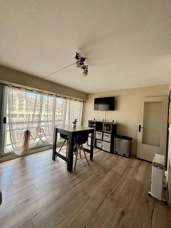 Appartement 1 pièces à Camiers