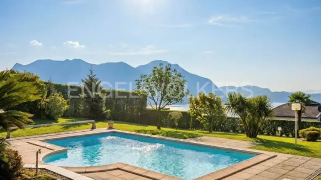 Aed - Villa with Lake View in Arizzano