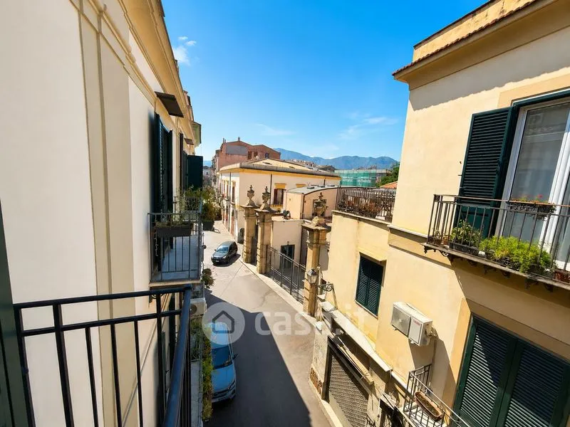 Balcon - Fully Furnished Flat with Balcony in Palermo