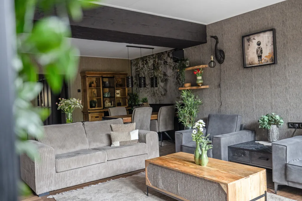 Elutuba - Modernised Semi-detached House with Garden in Emmen