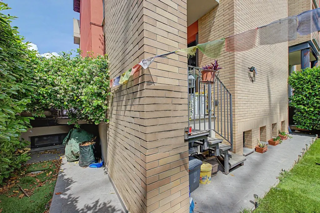 Giardino - Three-bedroom Apartment with Terrace in Parma